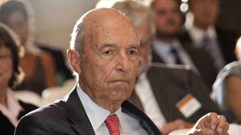Τι λέει ο Κώστας Σημίτης για το θέμα της ρύθμισης του χρέους