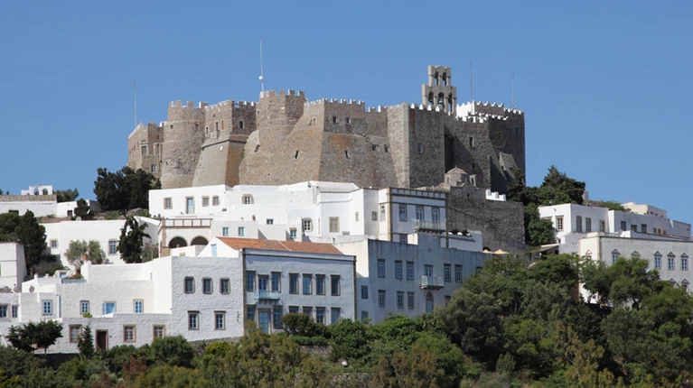 Εδειραν ελεγκτές της ΑΑΔΕ στην Πάτμο: Στο νοσοκομείο ο ένας εκ των δύο