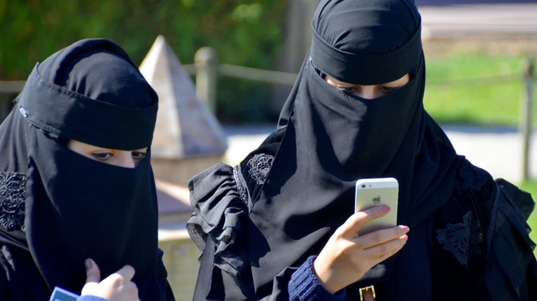 Δανία: Απαγόρευση της μπούρκας & του νικάμπ σε δημόσιους χώρους