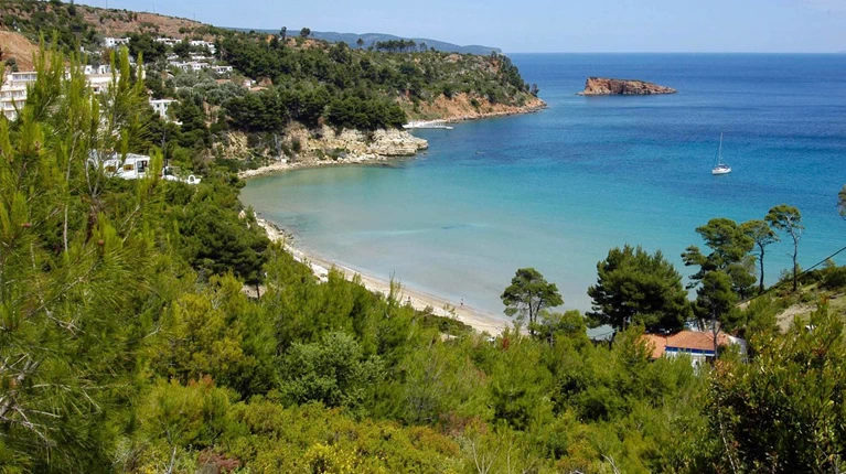 H Αλόννησος «γοητεύει» και τους Δανούς