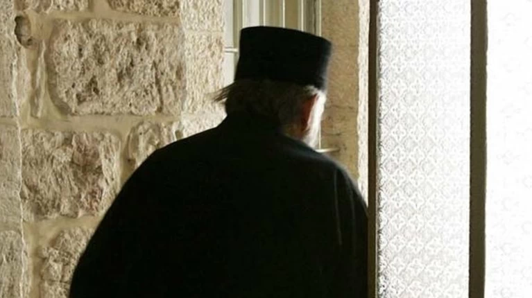 Κέρκυρα: Σε αργία τέθηκε ιερέας που κατηγορείται για ασέλγεια ανηλίκου