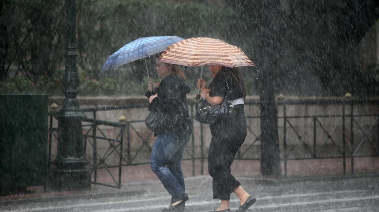 Aλλάζει ο καιρός, βροχές και ισχυρές καταιγίδες