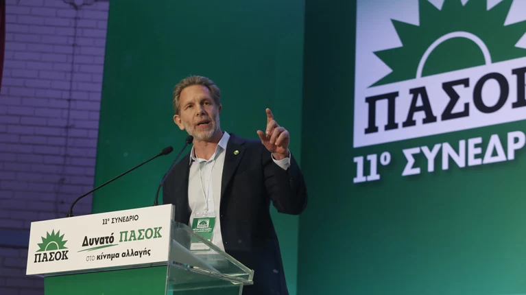 Ο Γερουλάνος αμφισβητεί τη Φώφη: Πρέπει να αλλάξουμε ηγεσία
