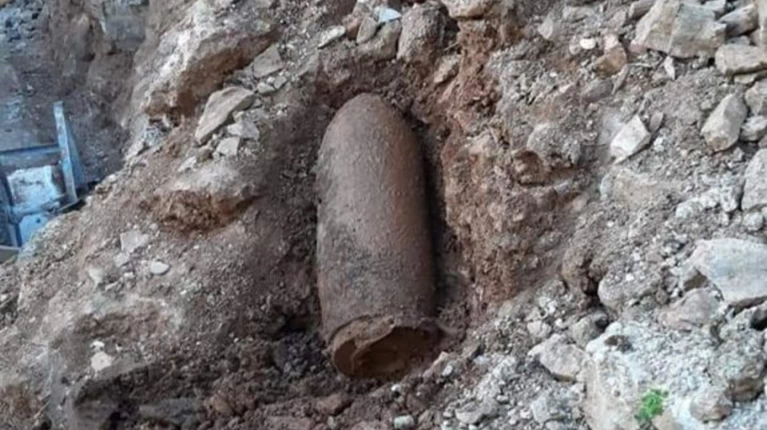 Σάμος: Βρέθηκε βόμβα δίπλα σε σχολεία
