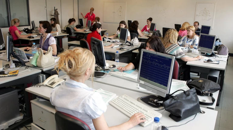 Το 77% των Ελλήνων εργοδοτών δυσκολεύονται να καλύψουν θέσεις εργασίας