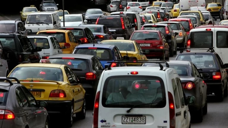 Οδηγοί προσοχή: Τρεις συγκεντρώσεις αύριο σε Αθήνα και Πειραιά