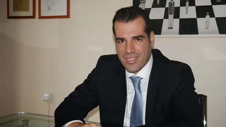 Το μήνυμα του Θάνου Πλεύρη στο Twitter για την υγεία του