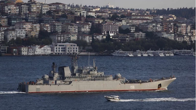 Εξομαλύνεται η έξοδος των ρωσικών πλοίων από το Βόσπορο