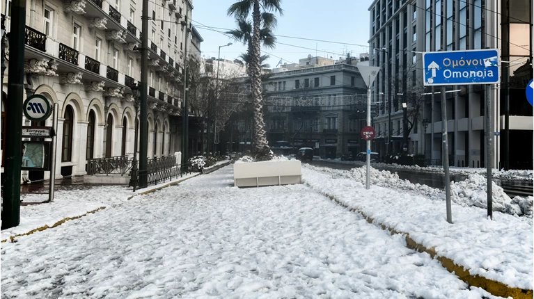 χιονια αθηνα