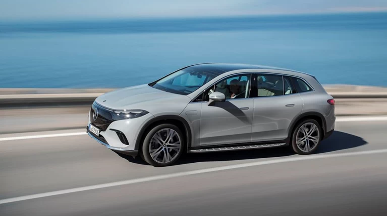 Mercedes EQS SUV