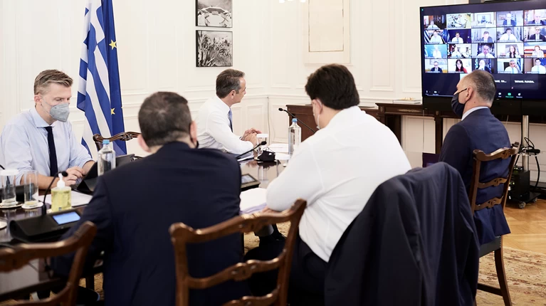 Μητσοτάκης υπουργικό