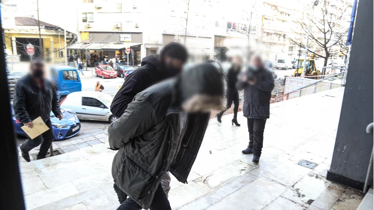 ανακριτής οπαδικό