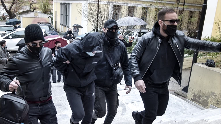 ΞΥΛΟΔΑΡΜΟΣ ΣΤΑΘΜΑΡΧΗ ΑΝΗΛΙΚΟΙ