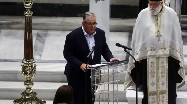 Πολιτικό μανιφέστο Κουτσούμπα στον επικήδειο του Μίκη Θεοδωράκη | Πολιτική Ειδήσεις