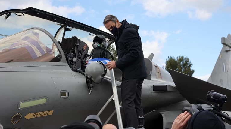 Μητσοτάκης στα Rafale