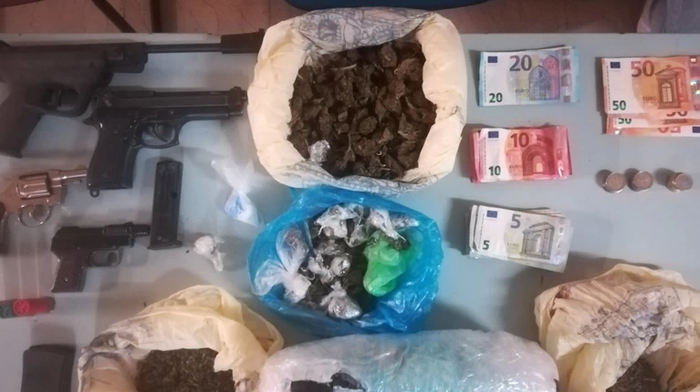 ναρκωτικά