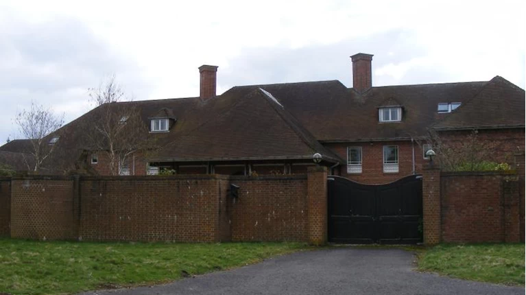 Sunninghill house