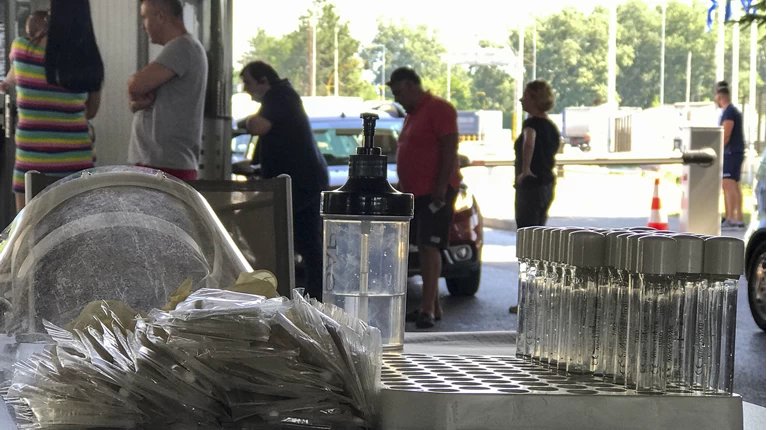 Σύνορα Τουρίστες Κορονοϊός