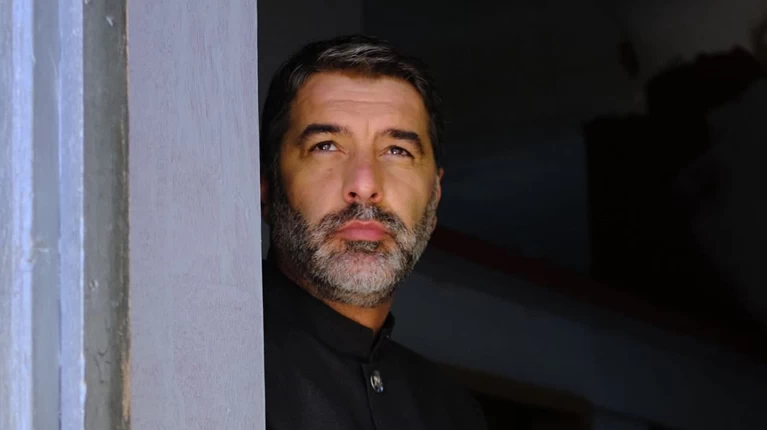 βοσκαρης αγριες μελισσες