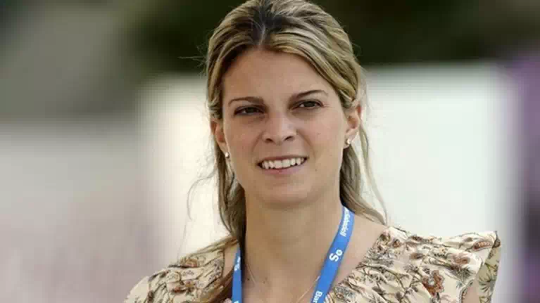 Eidhseis Me 8ema A8hna Wnash