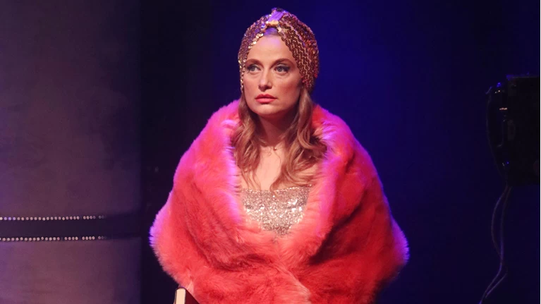 Lena Drosakh To Prwto Mhnyma Ths Meta Thn Kataggelia Sto Seh People Amp Style Eidhseis