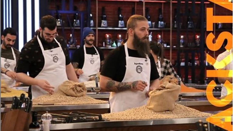 Masterchef Spoiler Aytos O Paikths Apoxwrei Shmera People Amp Style Eidhseis