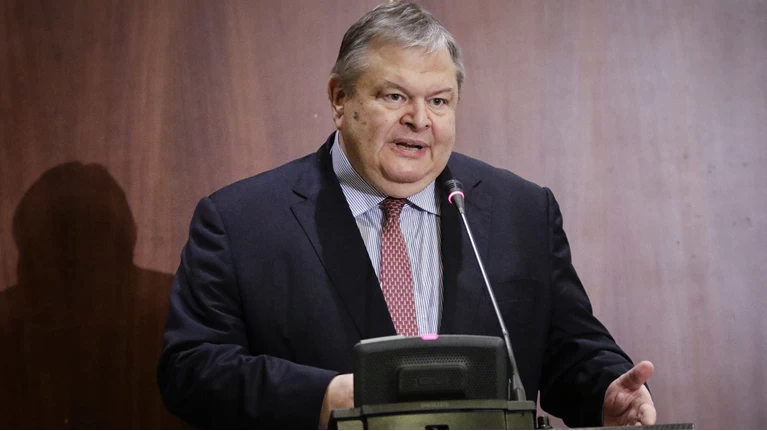 Επιστρέφει στα αμφιθέατρα του ΑΠΘ ο Ευάγγελος Βενιζέλος
