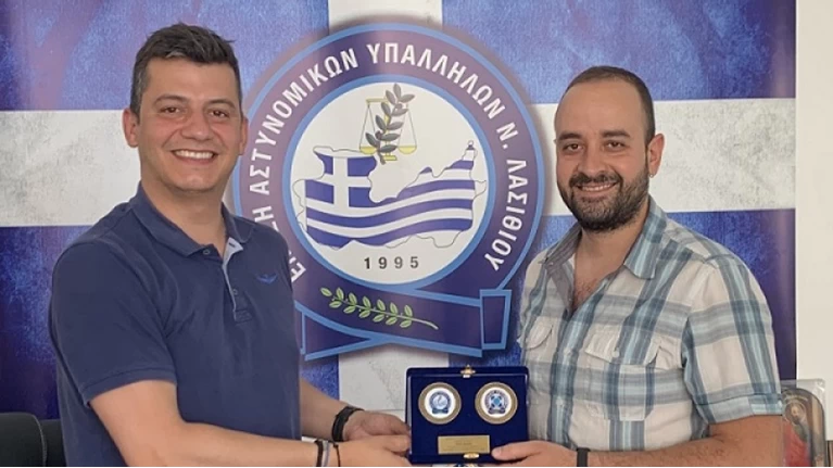 ΑΣΤΥΝΟΜΙΚΟΣ
