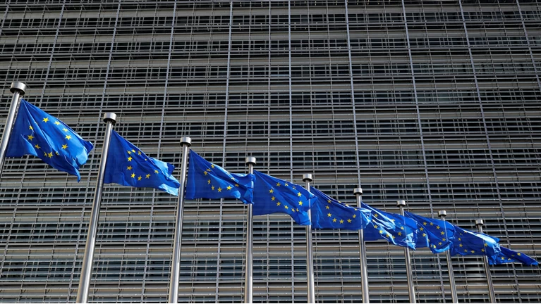 Ευρωπαϊκή Επιτροπή: Πένθος με μεσίστιες σημαίες για τα θύματα στην Ελλάδα