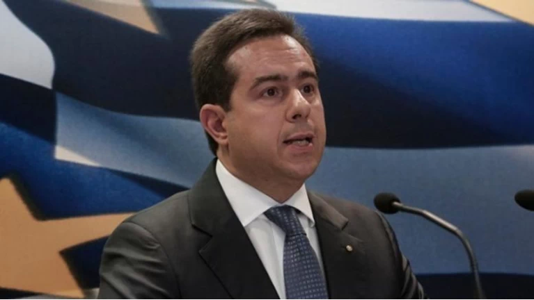 Προσφυγικό: Αναβάλλεται η σύσκεψη Μηταράκη με τους δημάρχους