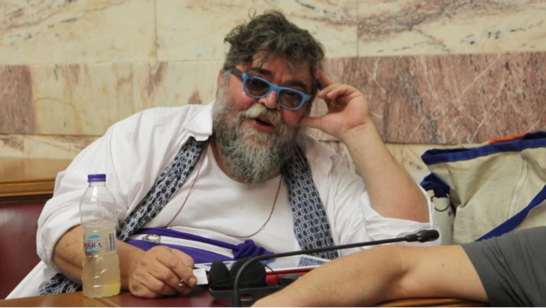 Κραουνάκης: Η κυβέρνηση Μητσοτάκη ξεπουλάει τη χώρα