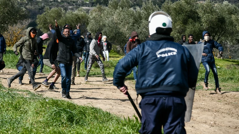 μεταναστες