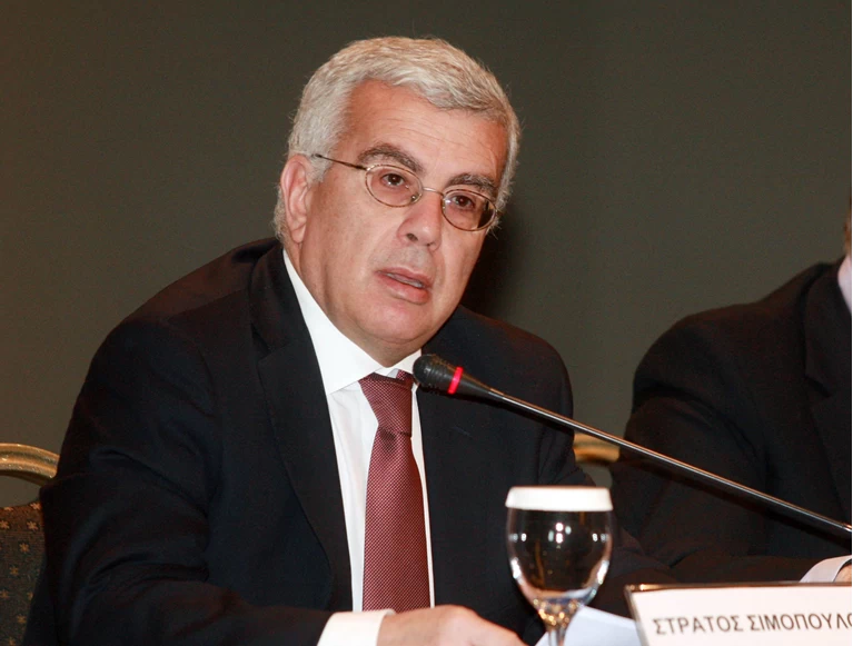 Στράτος Σιμόπουλος